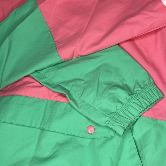 Columbia PFG Women's M White Green Pink Striped Pullover Hooded Windbreaker - Picture 9 of 16